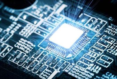 5G芯片赛道竞逐升级，苹果自研处理器引领电子产品技术开发新趋势